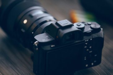 Aynasız fotoğraf makinesi satın alma rehberi