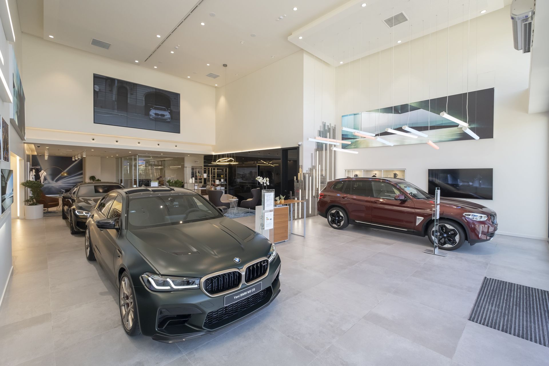 BMW Store Konsepti Borusan Oto Diyarbakır 1 yaşında