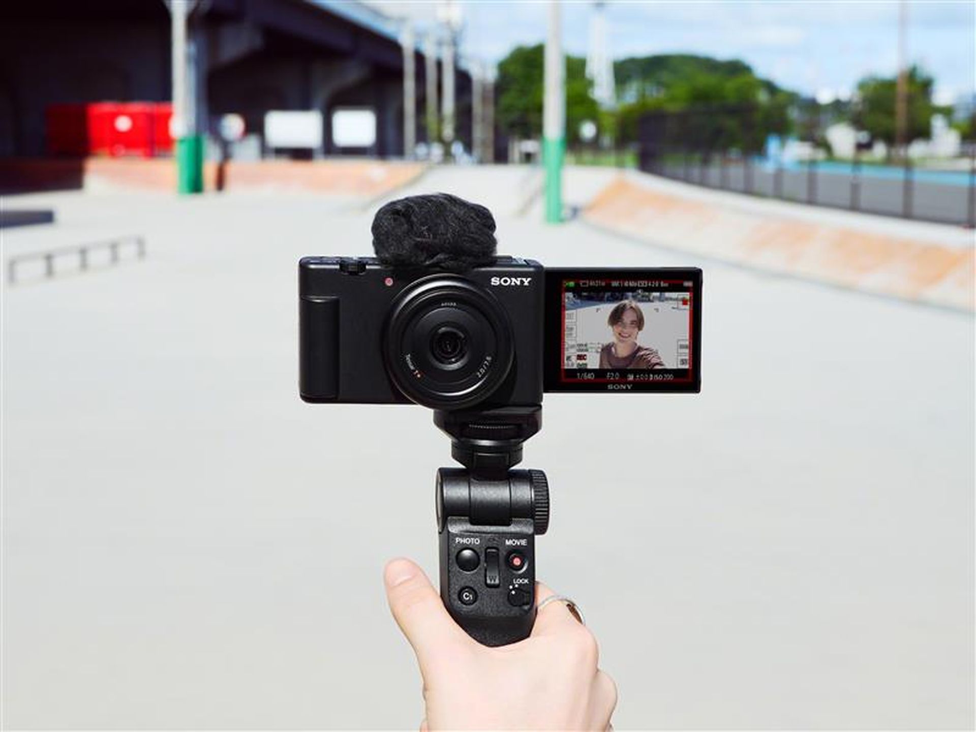 Sony ZV-1F Vlog kamerası: Özellikleri,fiyatı ve çıkış tarihi