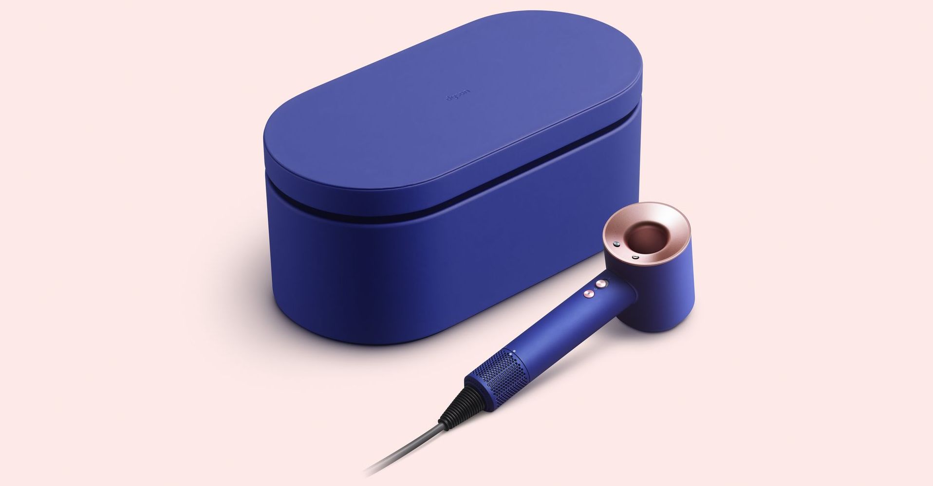 Yeni özel seri Vinca Mavisi ve Rosé renklerindeki Dyson saç bakım ürünleri satışta